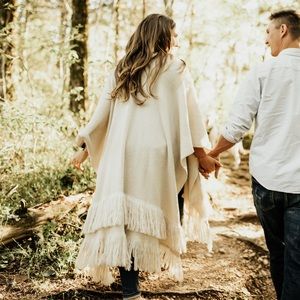 BEAUTIFUL Cream Shawl